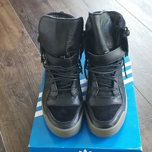 Adidas Forum Hi Moc